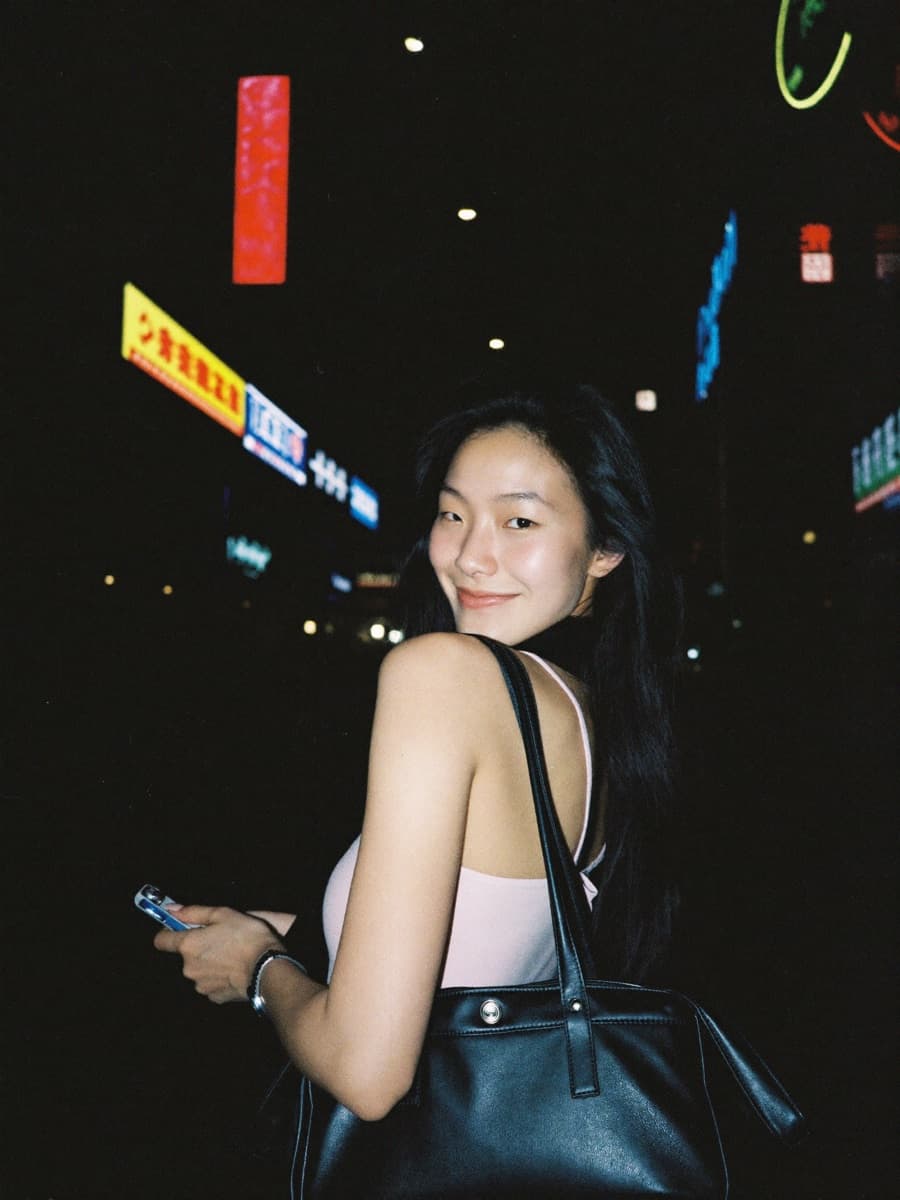 Yuchen, 31